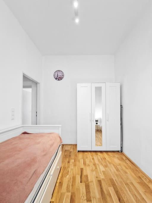 Tabor Strasse Apartment Wina Bagian luar foto