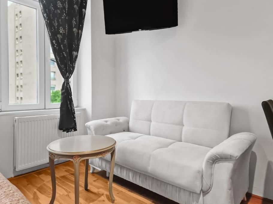 Tabor Strasse Apartment Wina Bagian luar foto